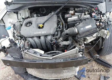 2017 Hyundai Elantra Se из США, поврежденный, VIN KMHD84LF5HU063211